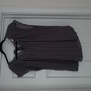 LAUREN CONRAD Women's Sz XL Gray Heart Tie-back Bow Keyhole Pleated Neck Top